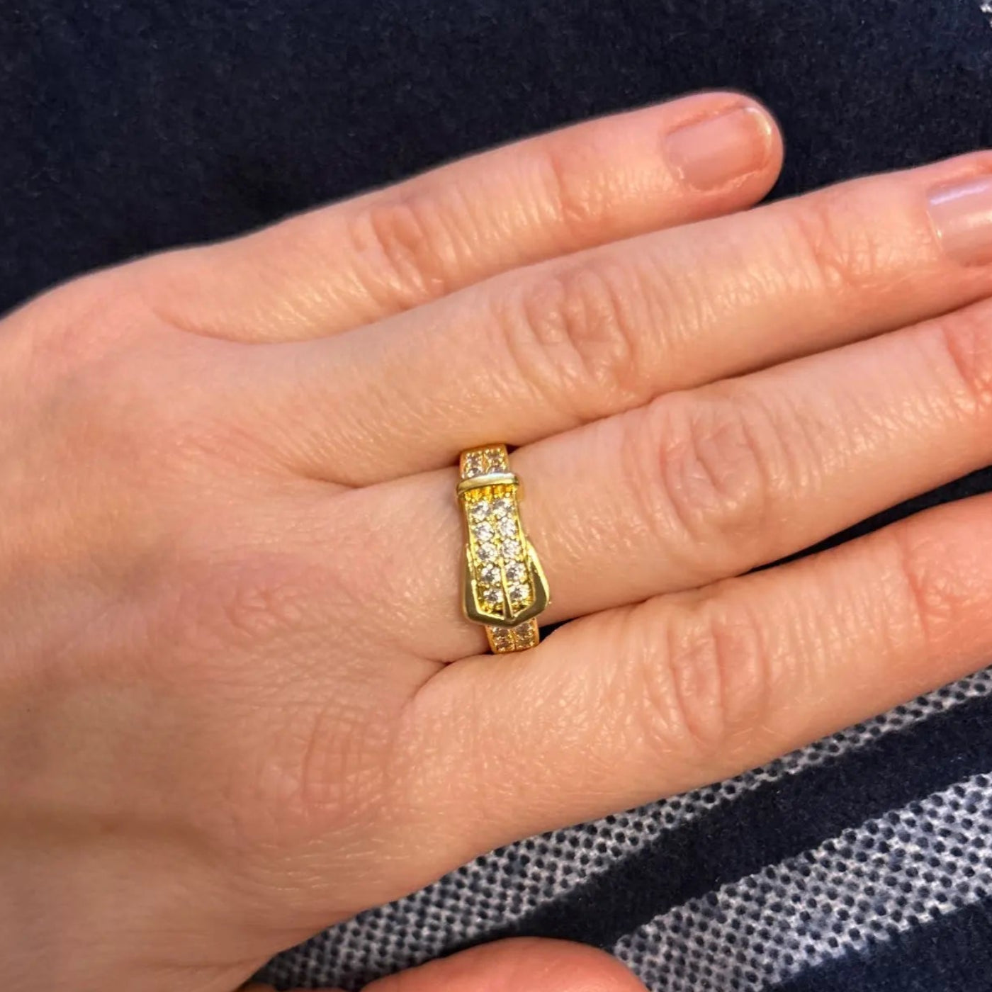 Goldfarbener Edelstahlring für Frauen - Mein Shop