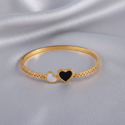 سوار قلب الخوخ المذهب