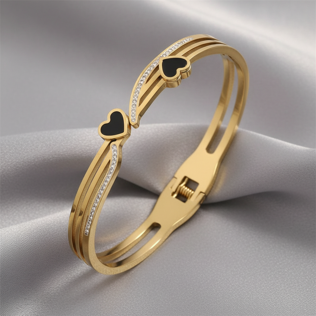 سوار القلب الأسود