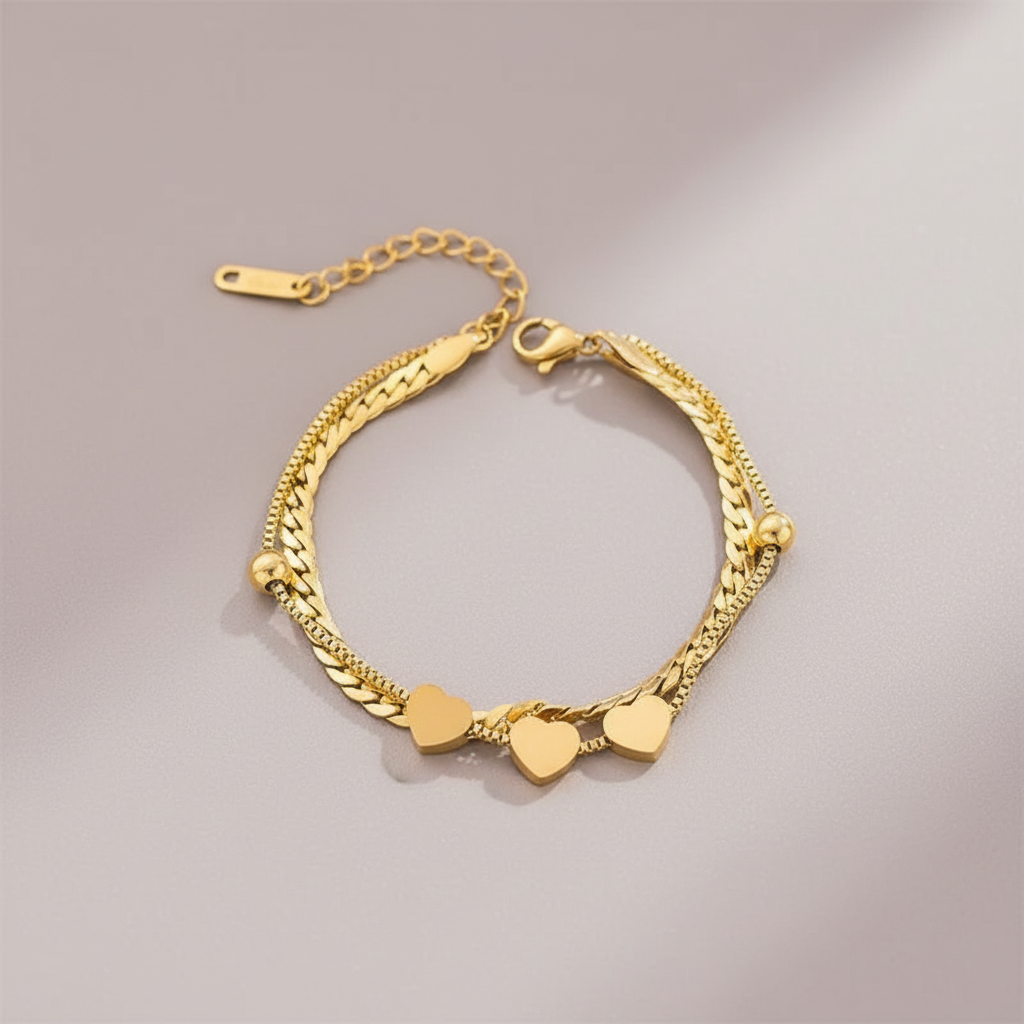 سوار قلوب - خلفية رمادية فاتحة