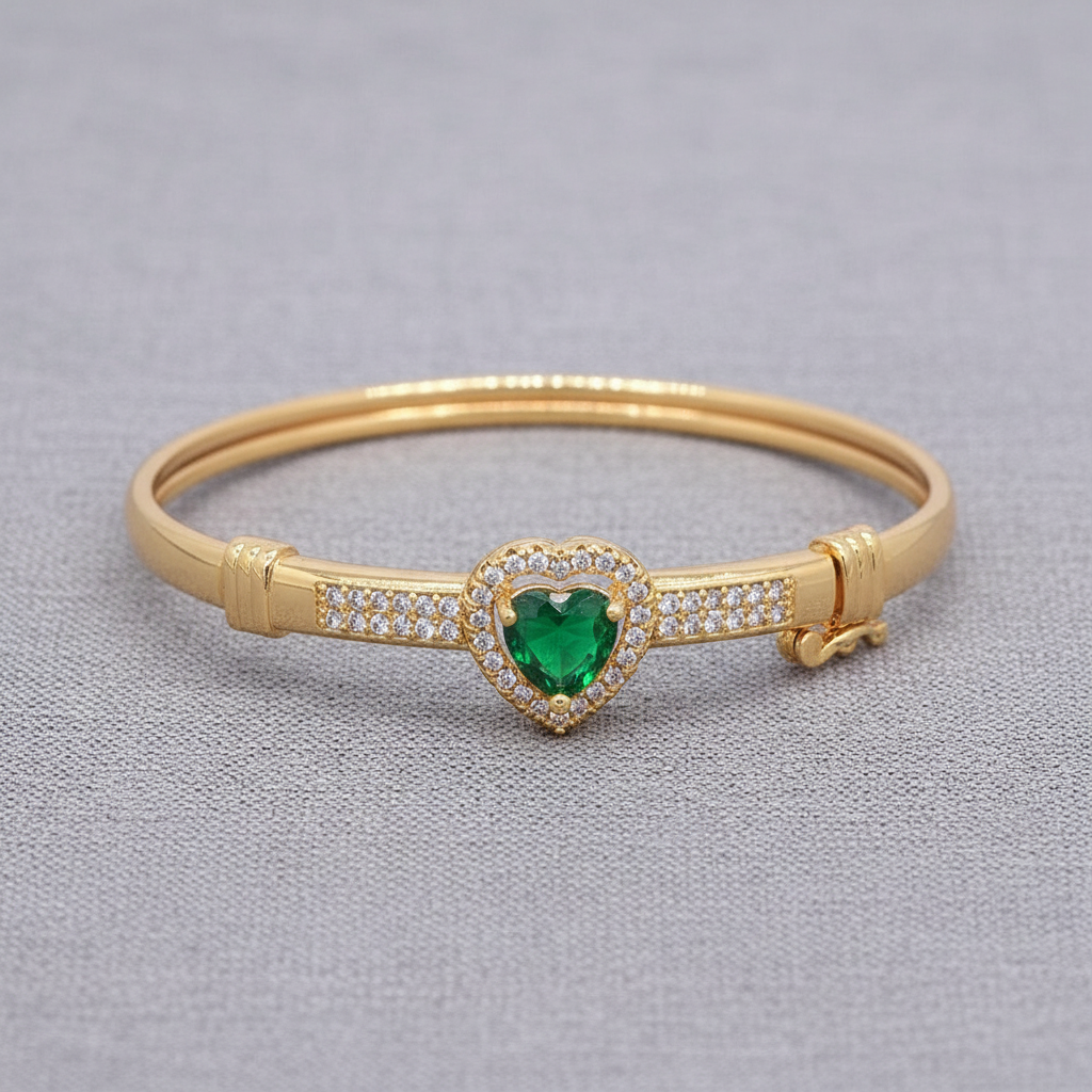 سوار القلب الأخضر